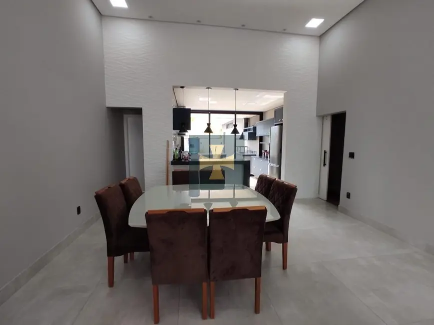 Foto 8 de Casa com 3 quartos para alugar, 250m2 em Braganca Paulista - SP