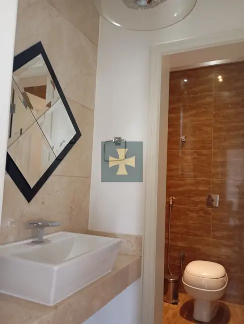 Casa com 4 quartos à venda e para alugar, 300m2 em Residencial Colinas de São Francisco, Braganca Paulista - SP - imagem 9 Foto 9 de Casa com 4 quartos à venda e para alugar, 300m2 em Residencial Colinas de São Francisco, Braganca Paulista - SP