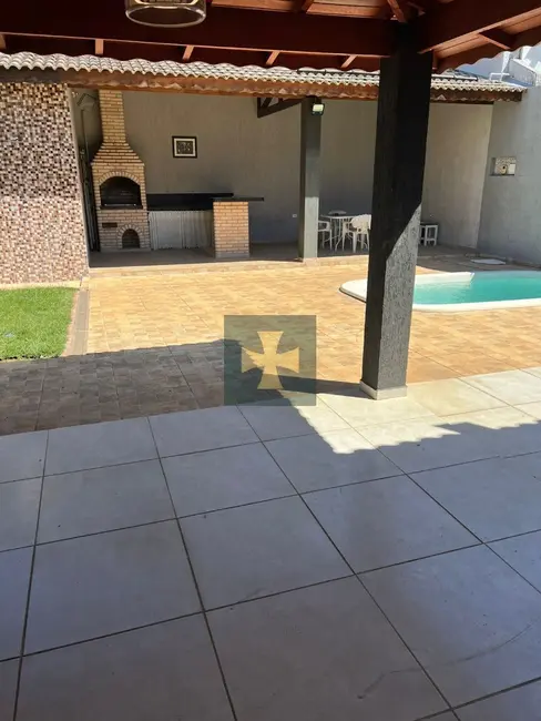 Foto 9 de Casa com 3 quartos para alugar, 200m2 em Centro, Braganca Paulista - SP