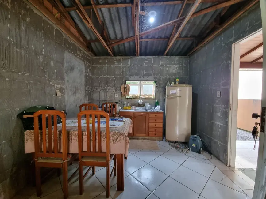 Foto 7 de Casa com 2 quartos à venda, 80m2 em Torres - RS