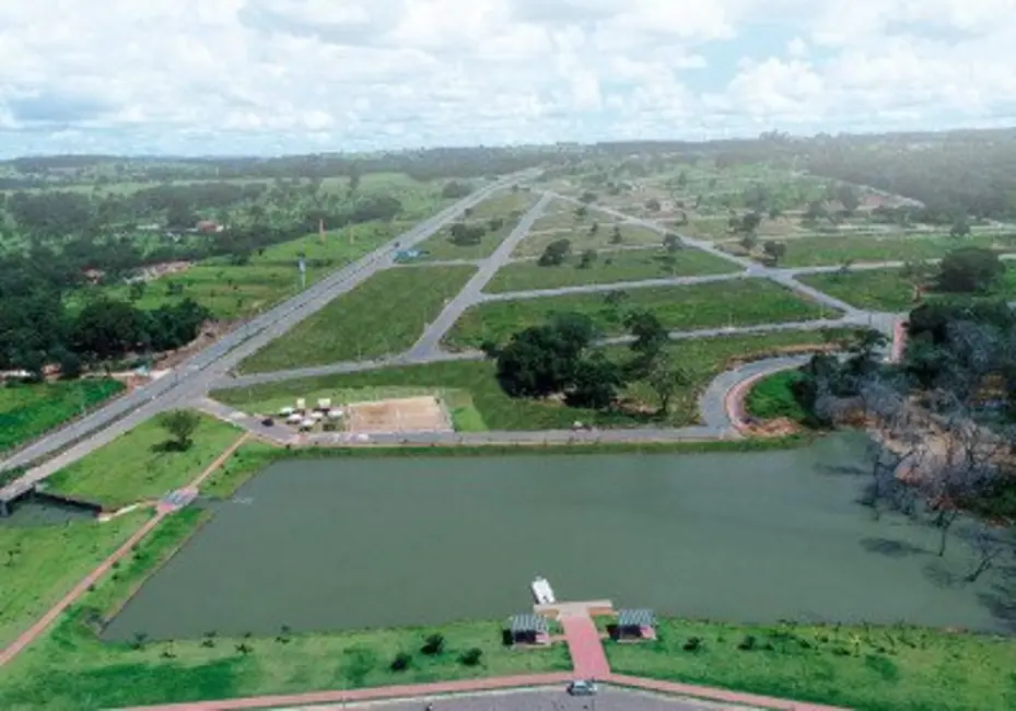 Foto 2 de Terreno / Lote à venda, 300m2 em Caldas Novas - GO