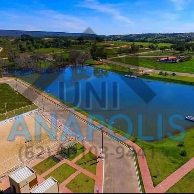 Foto 1 de Terreno / Lote à venda, 300m2 em Caldas Novas - GO