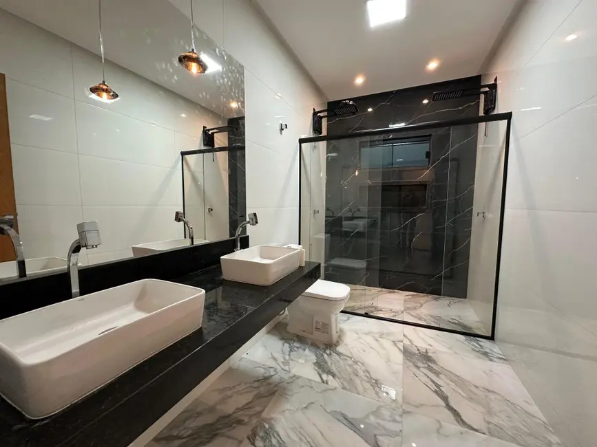 Foto 3 de Casa com 3 quartos à venda, 153m2 em Parque dos Pirineus, Anapolis - GO