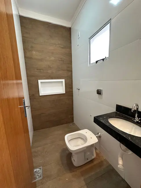 Casa com 3 quartos à venda, 100m2 em Anapolis - GO - imagem 6 Foto 6 de Casa com 3 quartos à venda, 100m2 em Anapolis - GO