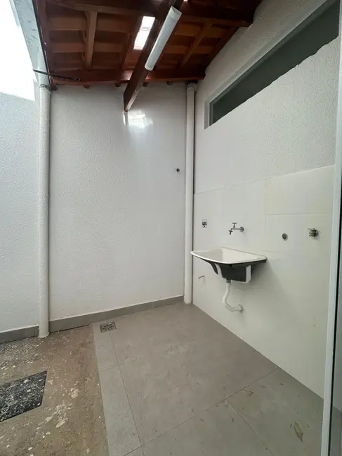 Casa com 3 quartos à venda, 100m2 em Anapolis - GO - imagem 8 Foto 8 de Casa com 3 quartos à venda, 100m2 em Anapolis - GO