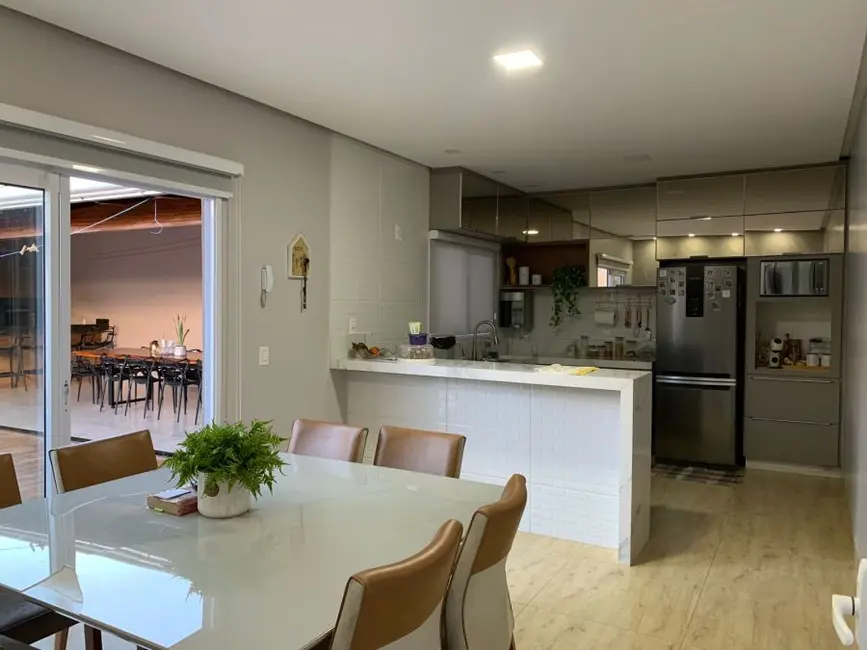 Foto 2 de Casa com 3 quartos à venda, 360m2 em São João, Anapolis - GO