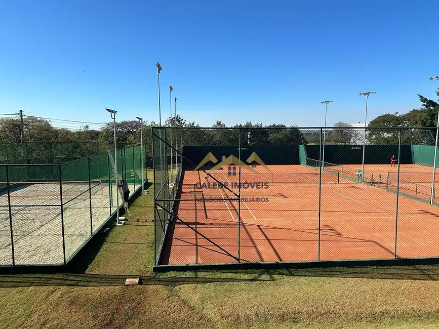 Foto 4 de Terreno / Lote à venda, 360m2 em Tatui - SP