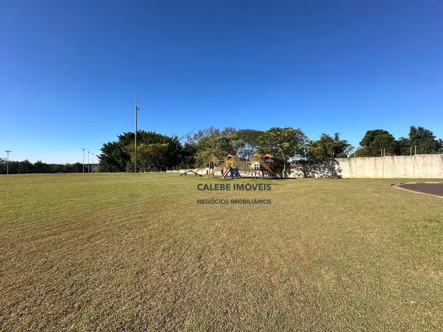 Foto 3 de Terreno / Lote à venda, 360m2 em Tatui - SP