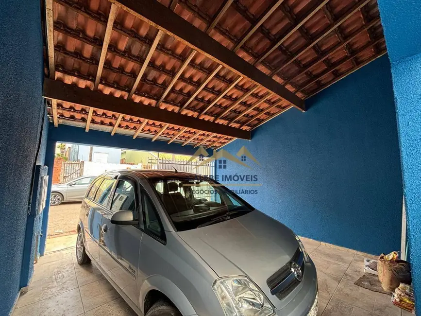 Foto 2 de Casa com 4 quartos à venda, 150m2 em Vila Santa Adelia, Tatui - SP