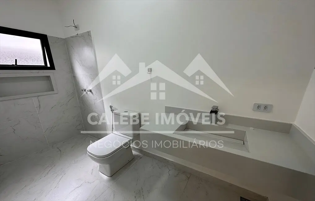 Casa de Condomínio com 3 quartos à venda, 360m2 em Europark, Tatui - SP - imagem 8 Foto 8 de Casa de Condomínio com 3 quartos à venda, 360m2 em Europark, Tatui - SP