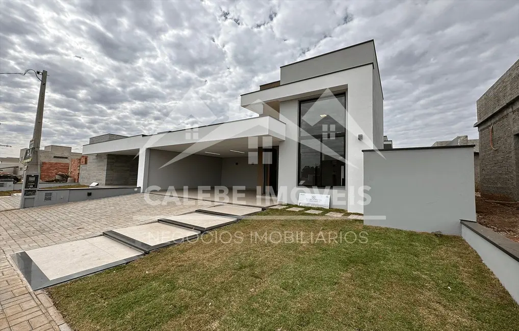 Casa de Condomínio com 3 quartos à venda, 360m2 em Europark, Tatui - SP - imagem 2 Foto 2 de Casa de Condomínio com 3 quartos à venda, 360m2 em Europark, Tatui - SP