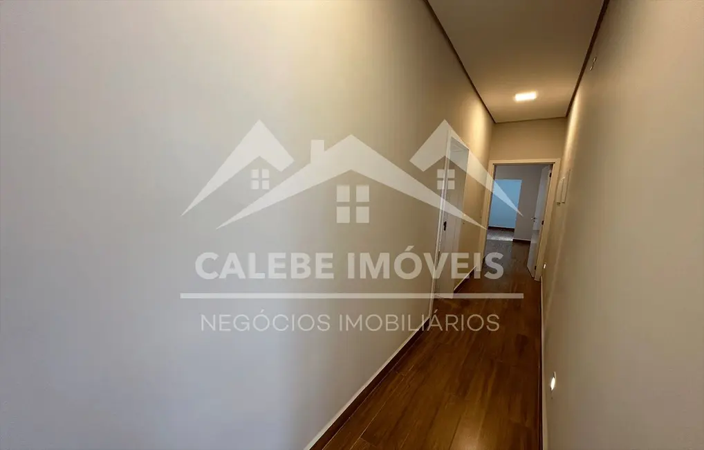 Casa de Condomínio com 3 quartos à venda, 360m2 em Europark, Tatui - SP - imagem 6 Foto 6 de Casa de Condomínio com 3 quartos à venda, 360m2 em Europark, Tatui - SP