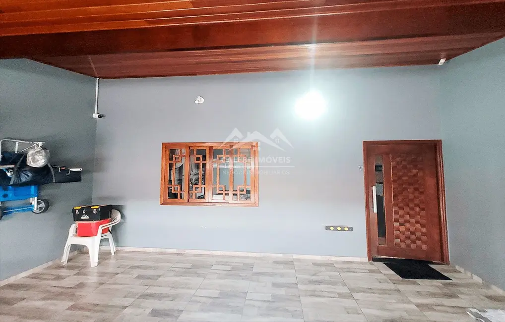 Foto 2 de Casa com 2 quartos à venda, 132m2 em Jardim Rosa Garcia, Tatui - SP