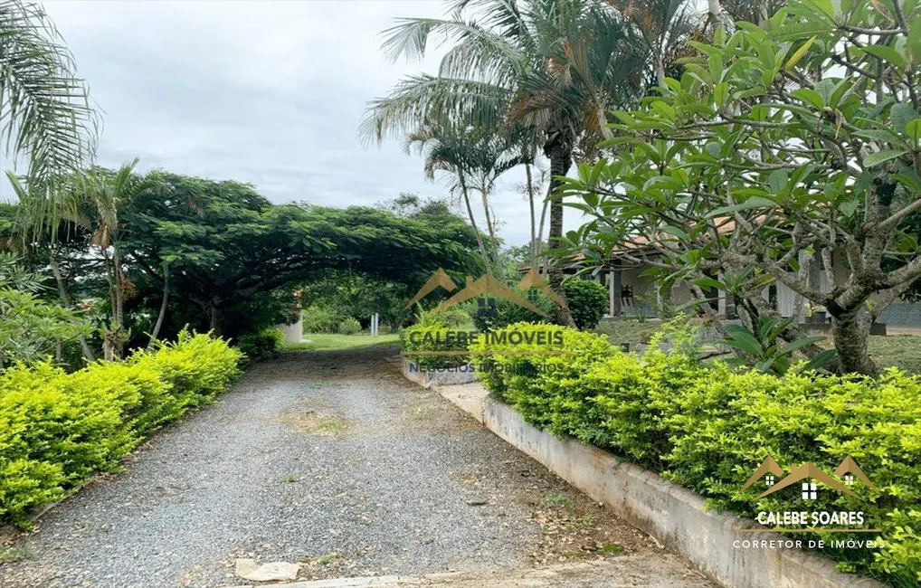 Foto 2 de Chácara com 3 quartos à venda, 3000m2 em Capela Do Alto - SP