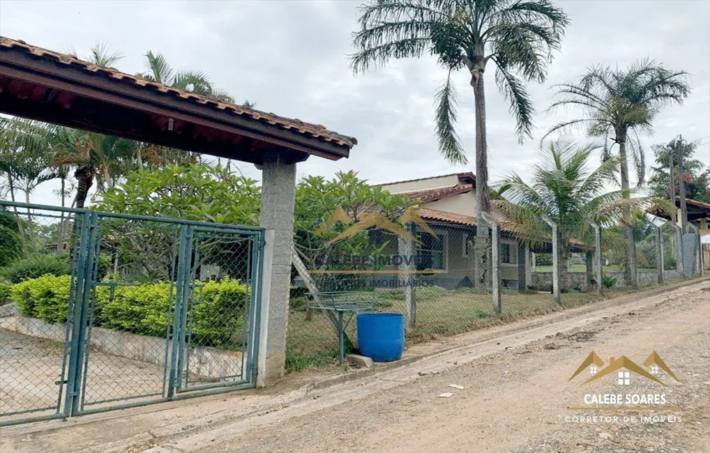 Foto 1 de Chácara com 3 quartos à venda, 3000m2 em Capela Do Alto - SP