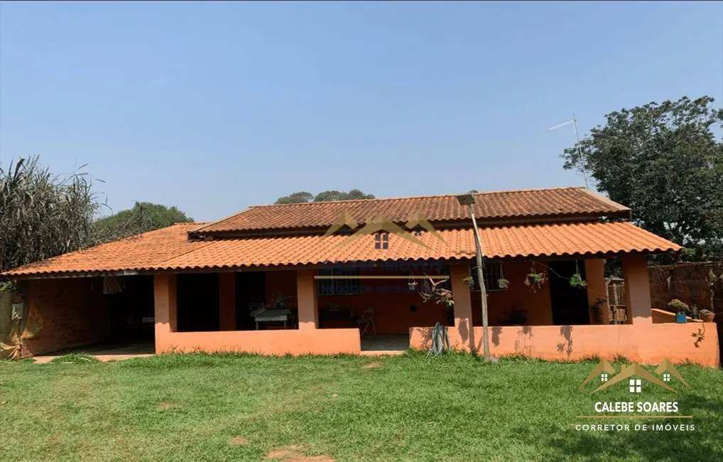 Foto 1 de Chácara com 2 quartos à venda, 450m2 em Tatui - SP