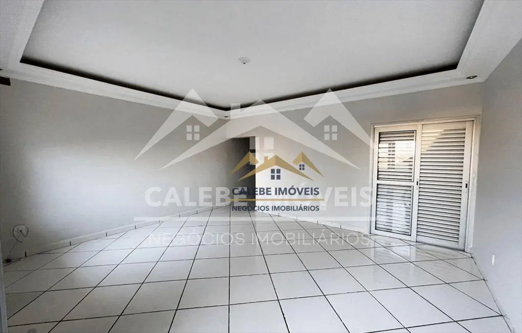 Foto 2 de Sobrado com 2 quartos à venda, 150m2 em Jardim Rosa Garcia, Tatui - SP