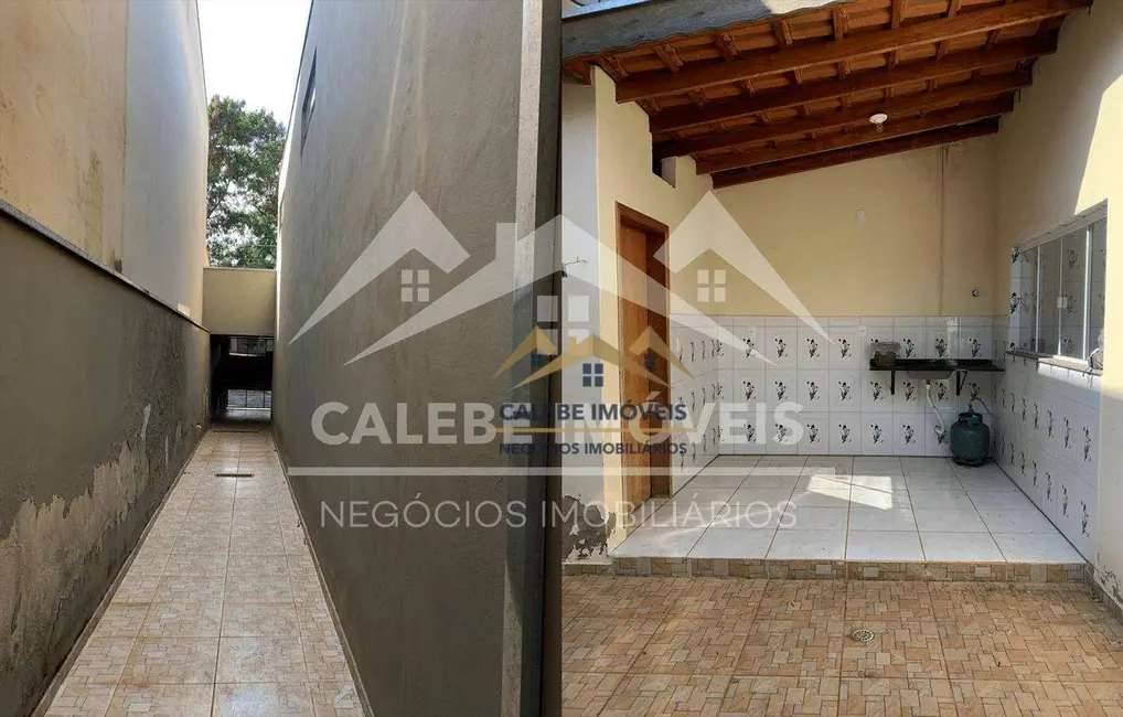 Foto 4 de Casa com 1 quarto à venda, 240m2 em Conjunto Habitacional Amaro Padilha, Tatui - SP