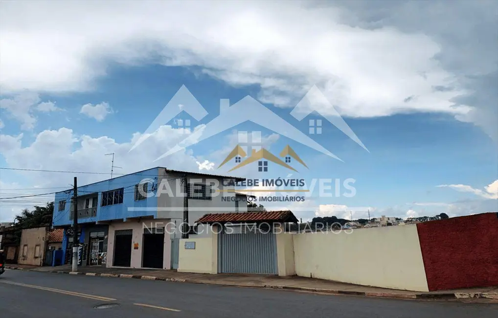 Foto 1 de Sobrado com 4 quartos à venda, 272m2 em Centro, Tatui - SP
