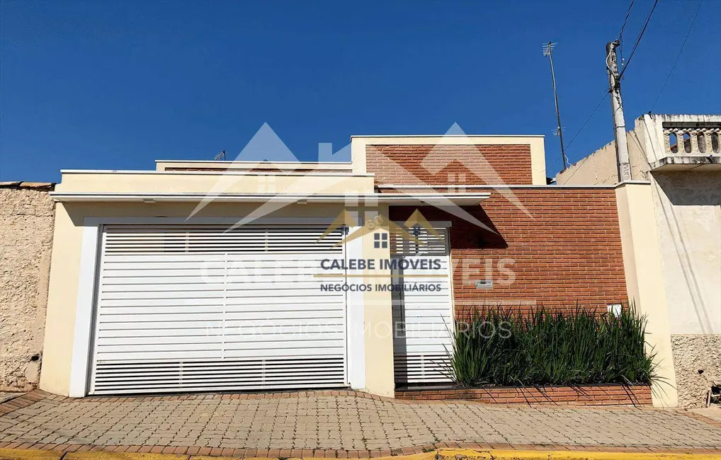 Foto 1 de Casa com 2 quartos à venda, 240m2 em Centro, Tatui - SP