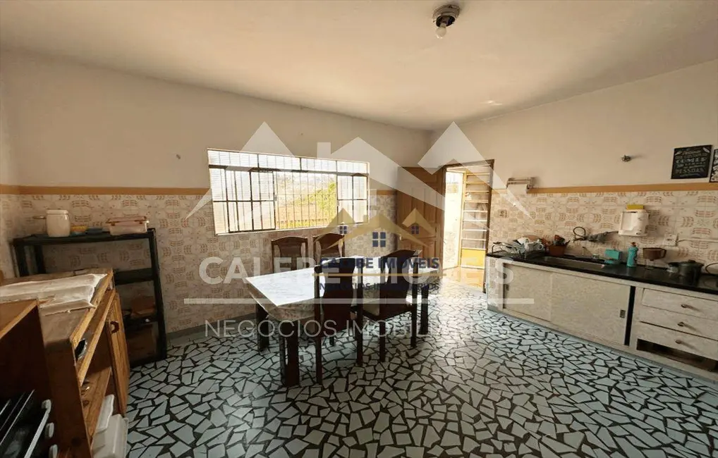 Foto 3 de Casa com 3 quartos à venda, 175m2 em Chácara Junqueira, Tatui - SP