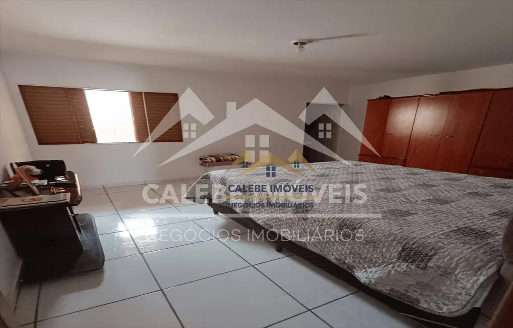 Foto 7 de Casa com 3 quartos à venda, 250m2 em Vila Santa Adelia, Tatui - SP