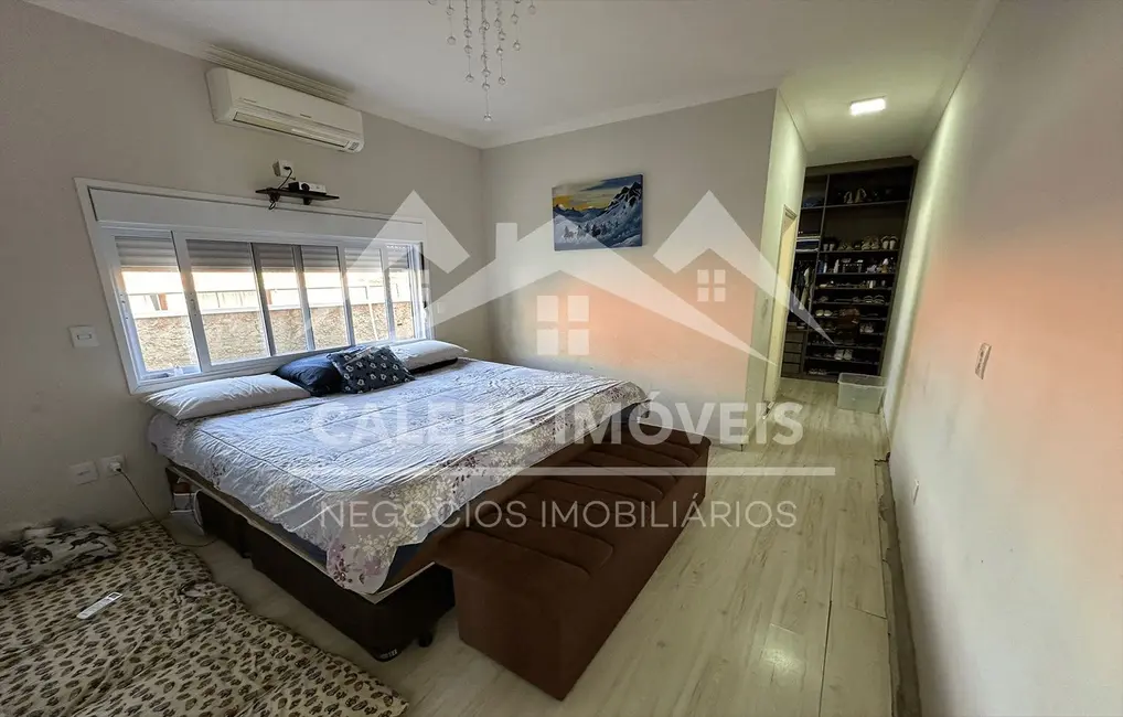 Foto 6 de Casa com 3 quartos à venda, 900m2 em Residencial Ecopark, Tatui - SP