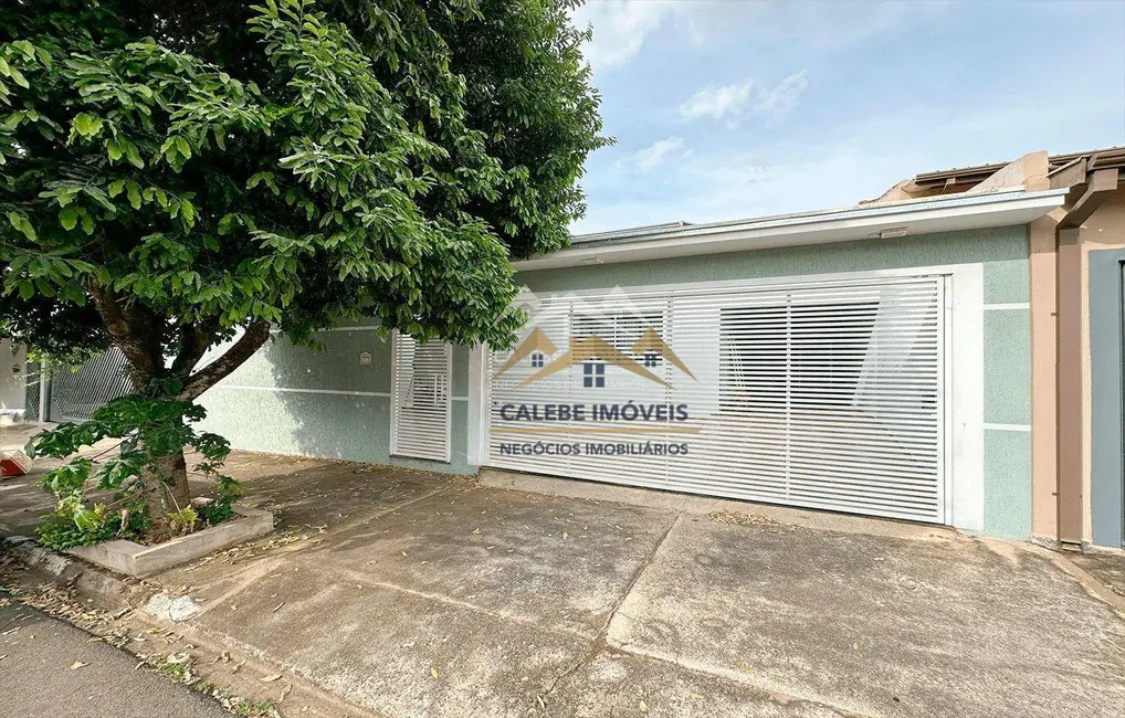 Foto 1 de Casa com 2 quartos à venda, 300m2 em Jardim Andrea Ville, Tatui - SP