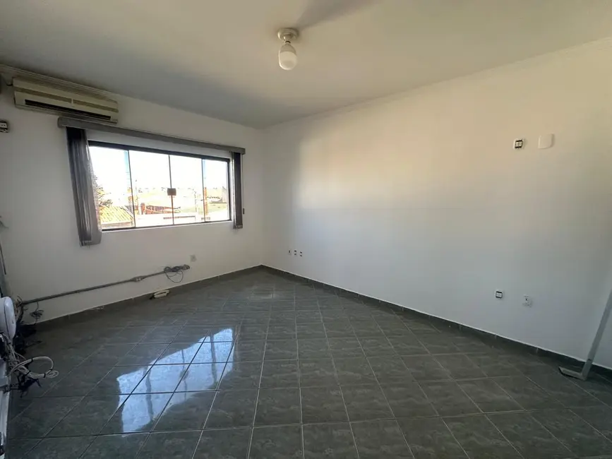 Foto 8 de Armazém / Galpão para alugar, 1500m2 em Lincoln Parque, Tatui - SP