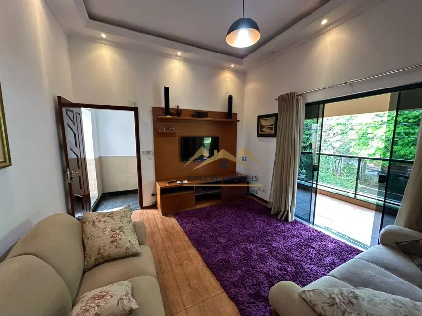 Foto 4 de Casa com 3 quartos à venda, 275m2 em Chácara Junqueira, Tatui - SP