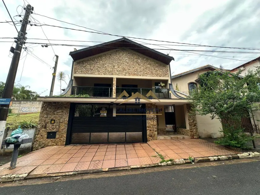 Foto 1 de Casa com 3 quartos à venda, 275m2 em Chácara Junqueira, Tatui - SP
