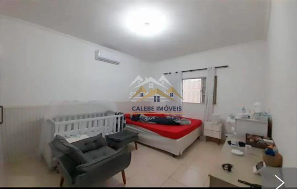 Foto 8 de Casa com 2 quartos à venda, 166m2 em Jardim Manoel de Abreu, Tatui - SP