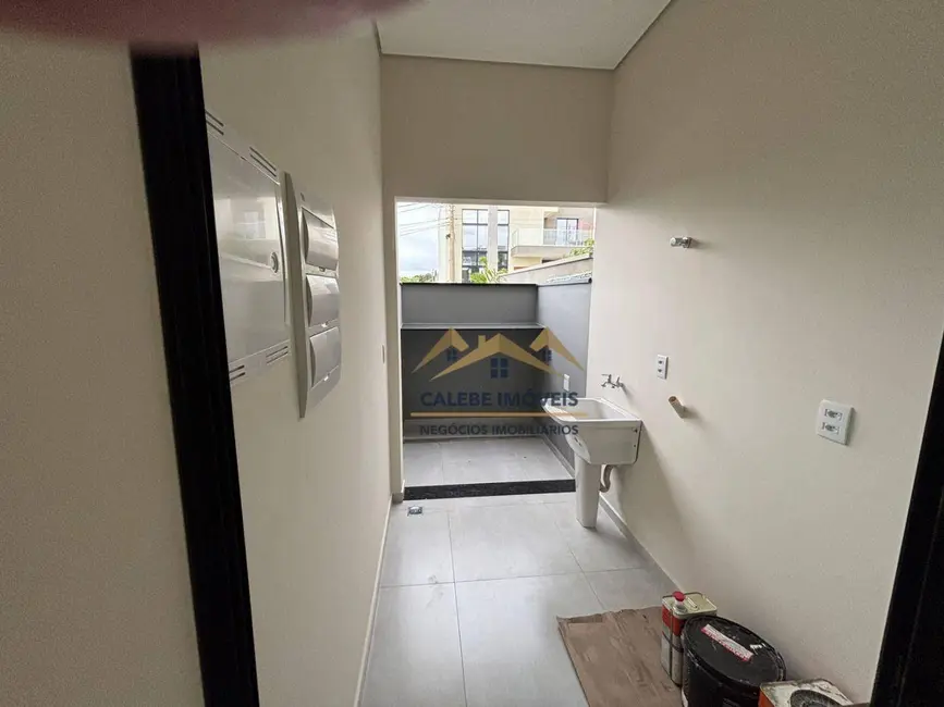 Foto 9 de Casa com 2 quartos à venda, 175m2 em Tatui - SP