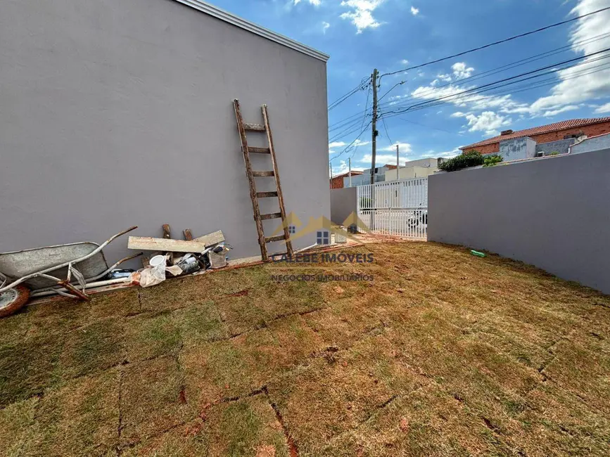 Casa com 2 quartos à venda, 120m2 em Jardim Santa Rita de Cássia, Tatui - SP - imagem 9 Foto 9 de Casa com 2 quartos à venda, 120m2 em Jardim Santa Rita de Cássia, Tatui - SP