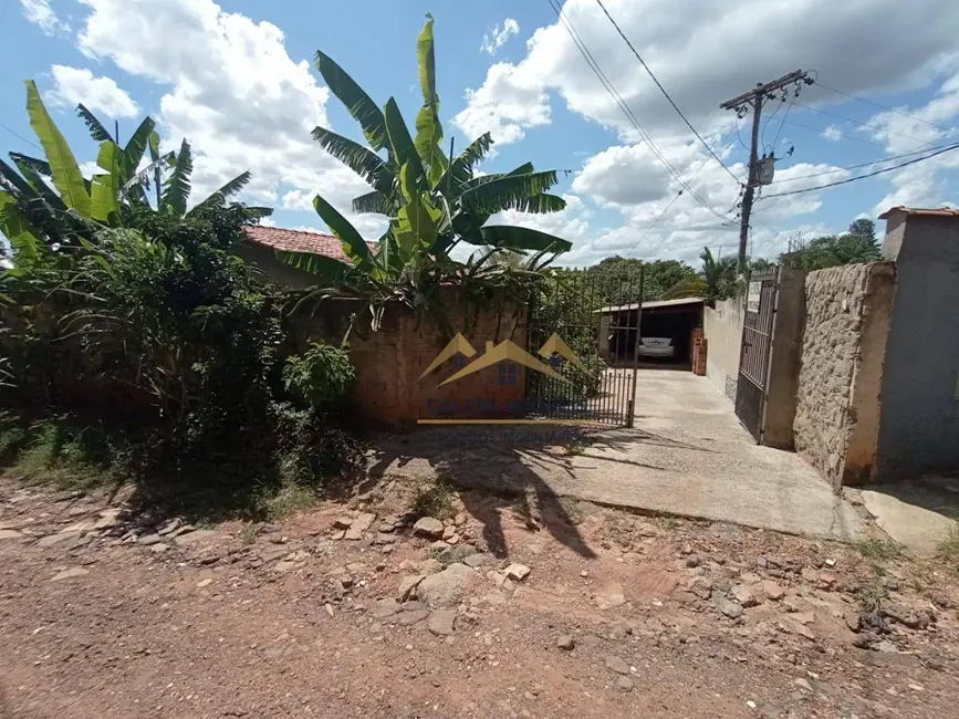 Foto 1 de Chácara com 2 quartos à venda, 300m2 em Tatui - SP