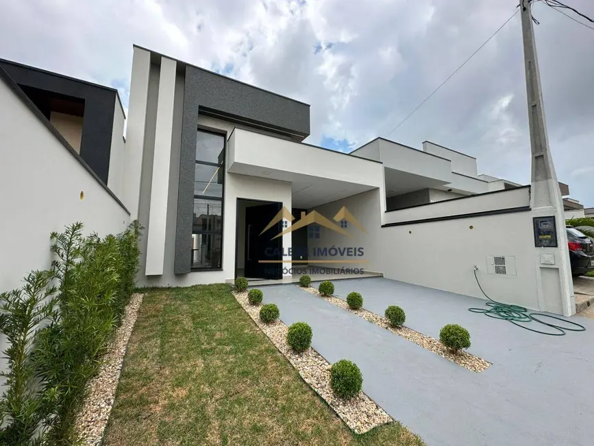 Foto 1 de Casa de Condomínio com 3 quartos à venda, 175m2 em Tatui - SP