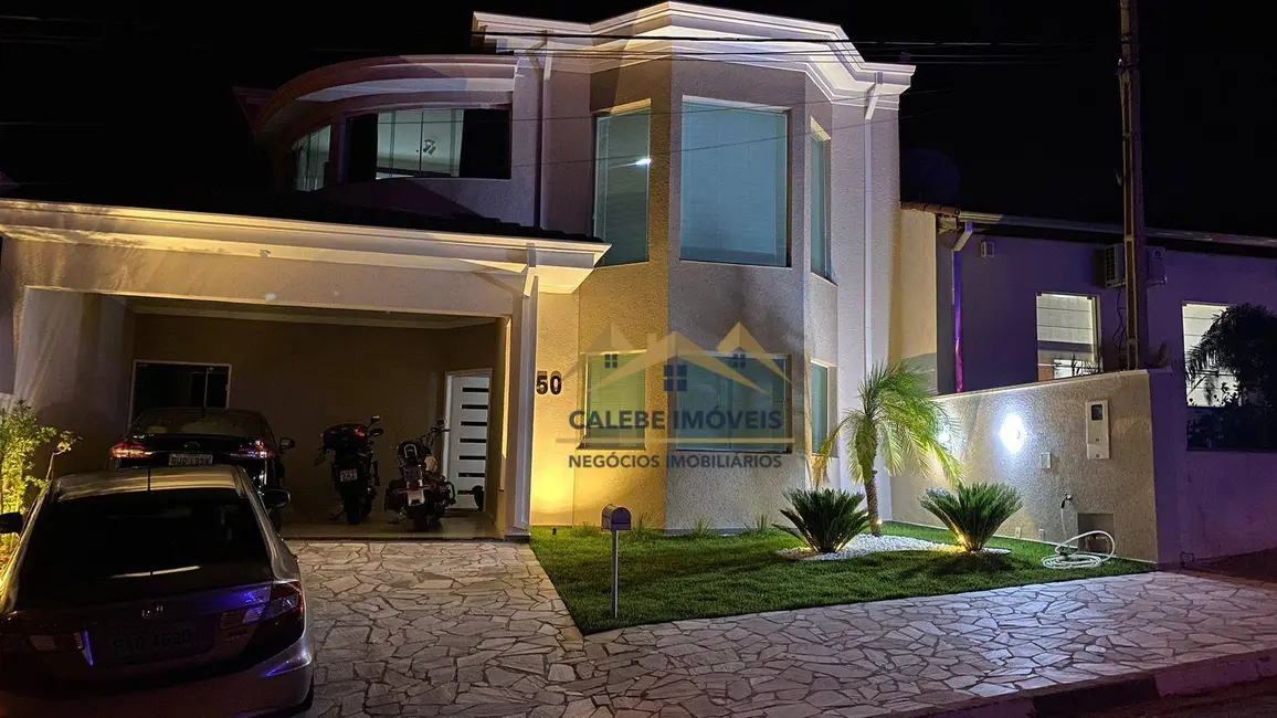 Foto 1 de Casa de Condomínio com 3 quartos à venda, 275m2 em Vila Monte Verde, Tatui - SP