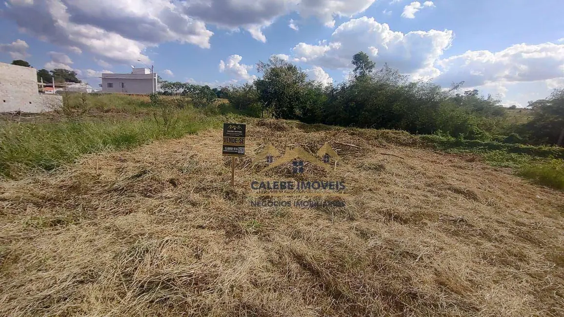 Foto 1 de Terreno / Lote à venda, 178m2 em Centro, Cesario Lange - SP