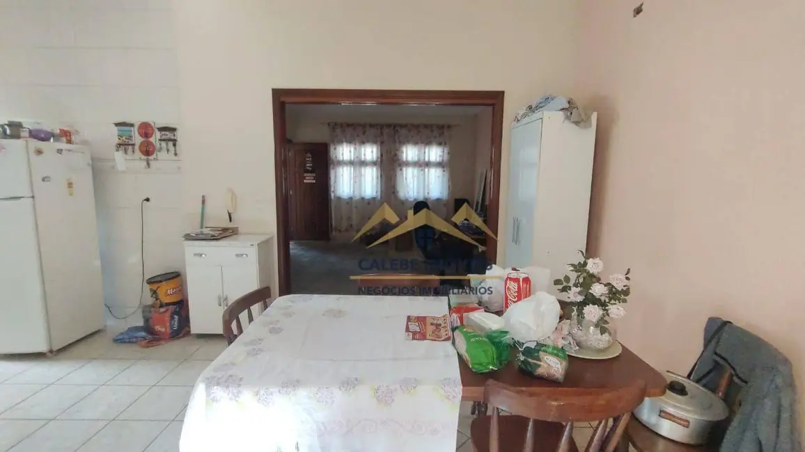 Casa com 4 quartos à venda, 355m2 em Loteamento Modena, Tatui - SP - imagem 9 Foto 9 de Casa com 4 quartos à venda, 355m2 em Loteamento Modena, Tatui - SP