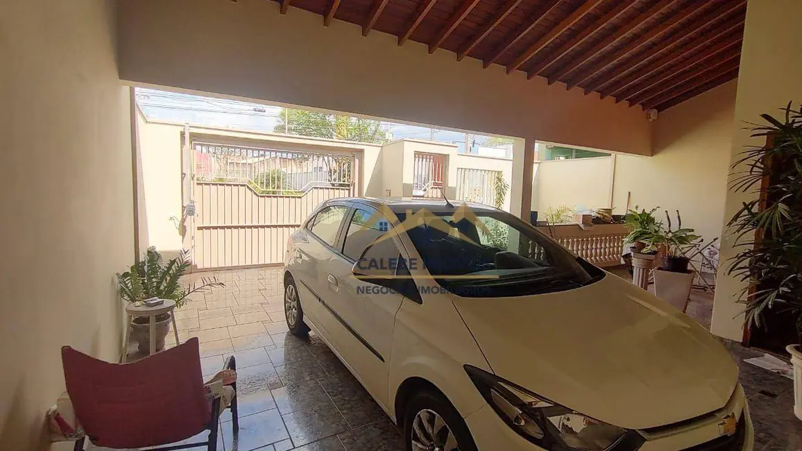 Foto 2 de Casa com 4 quartos à venda, 355m2 em Loteamento Modena, Tatui - SP