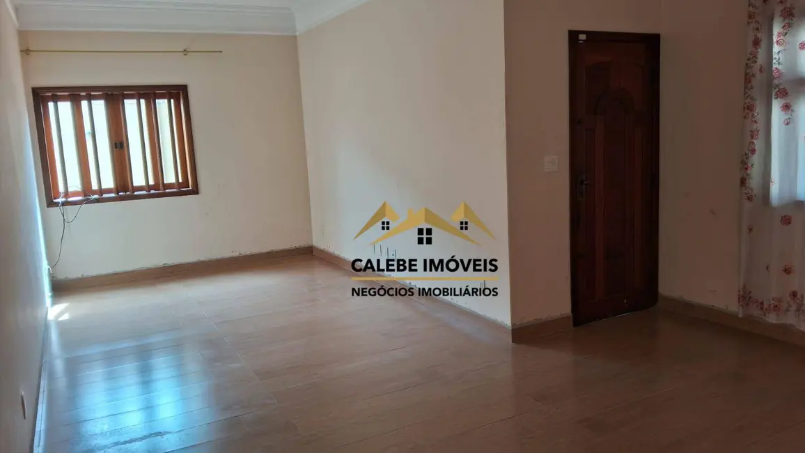 Casa com 4 quartos à venda, 355m2 em Loteamento Modena, Tatui - SP - imagem 4 Foto 4 de Casa com 4 quartos à venda, 355m2 em Loteamento Modena, Tatui - SP
