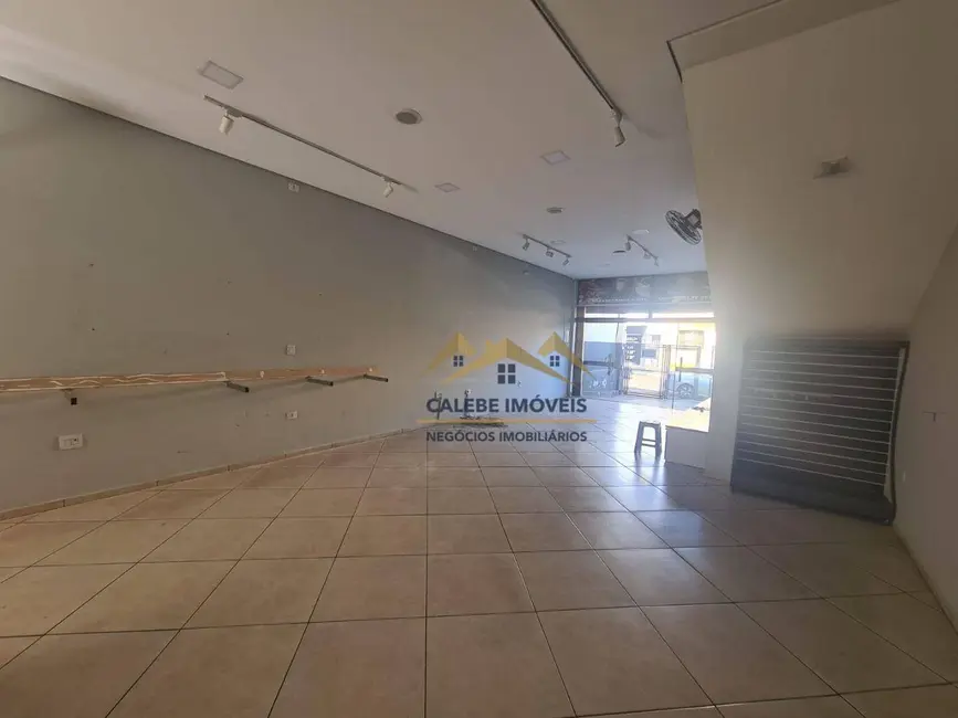 Sala Comercial para alugar, 70m2 em Centro, Tatui - SP - imagem 3 Foto 3 de Sala Comercial para alugar, 70m2 em Centro, Tatui - SP