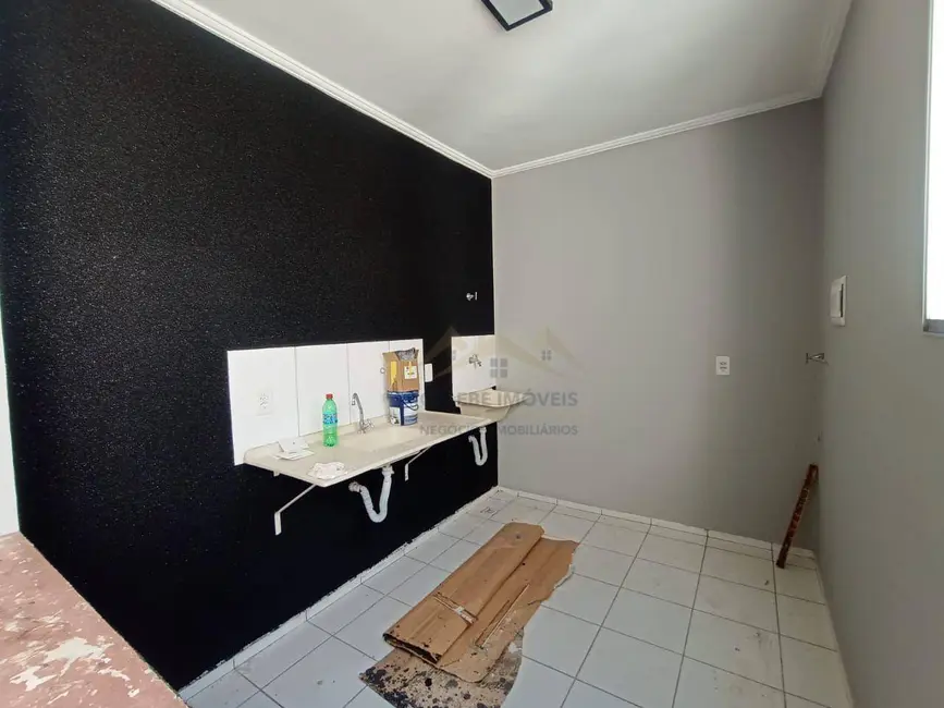 Foto 2 de Apartamento com 2 quartos à venda, 48m2 em Vila São Lázaro, Tatui - SP