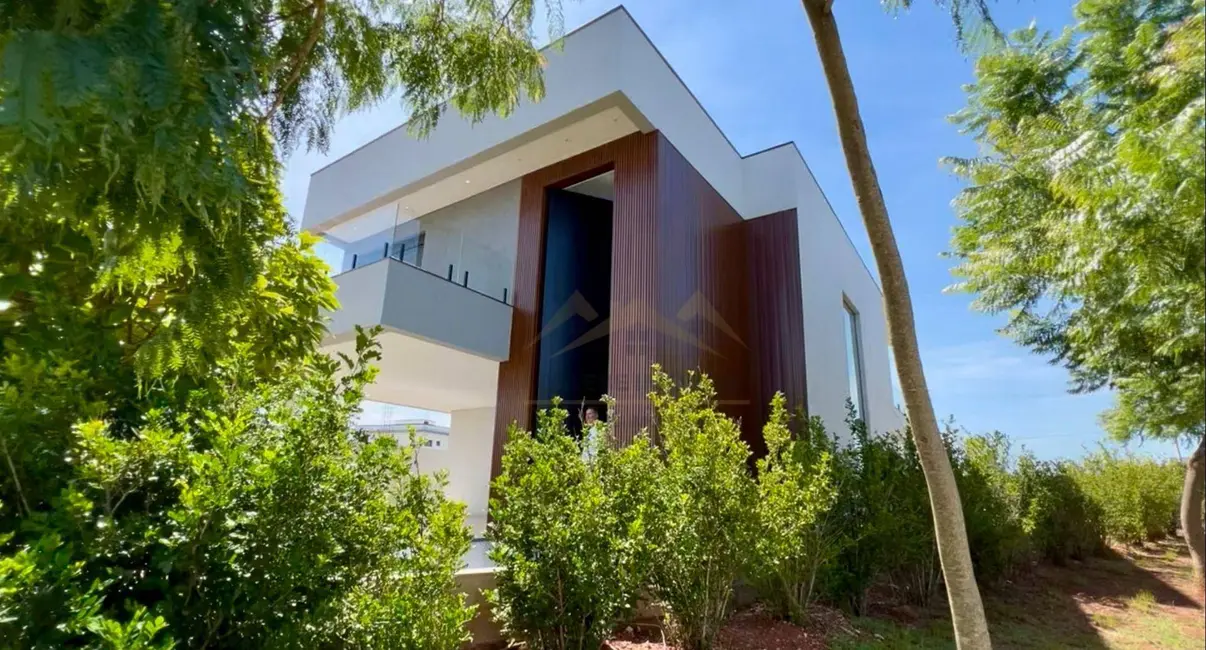 Foto 1 de Casa de Condomínio com 3 quartos à venda, 500m2 em Cesario Lange - SP