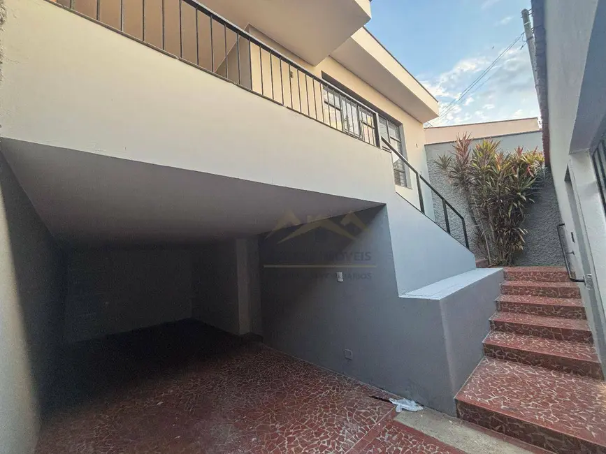 Foto 2 de Casa com 4 quartos à venda e para alugar, 248m2 em Centro, Tatui - SP