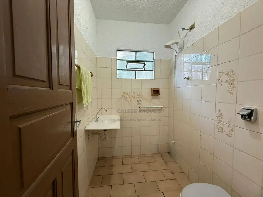 Casa com 3 quartos à venda, 220m2 em Jardim Rosa Garcia, Tatui - SP - imagem 9 Foto 9 de Casa com 3 quartos à venda, 220m2 em Jardim Rosa Garcia, Tatui - SP