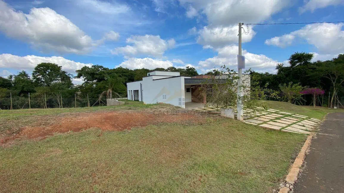 Foto 4 de Casa de Condomínio com 3 quartos à venda, 500m2 em Cesario Lange - SP