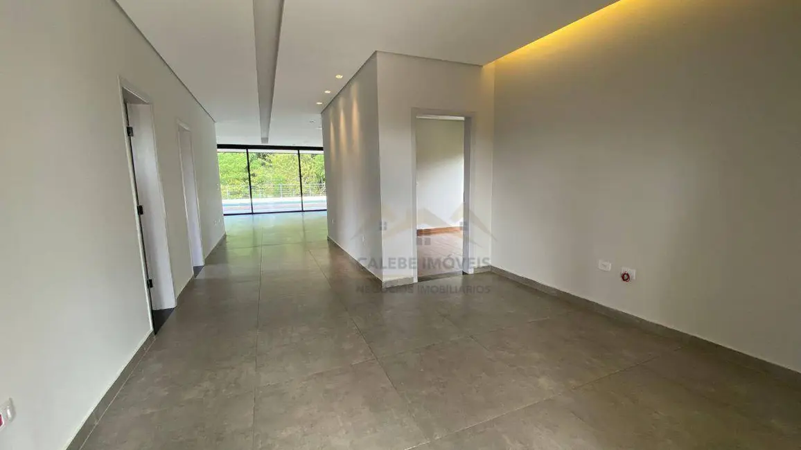Foto 8 de Casa de Condomínio com 3 quartos à venda, 500m2 em Cesario Lange - SP