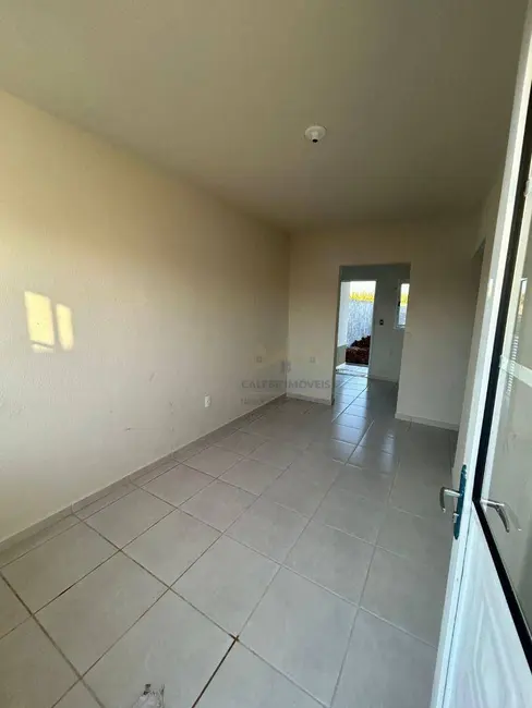 Foto 3 de Casa com 2 quartos à venda, 176m2 em Tatui - SP