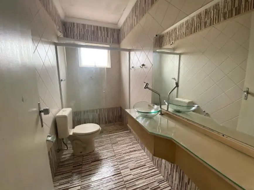 Foto 8 de Casa com 4 quartos à venda, 256m2 em Jardim Bela Vista, Tatui - SP